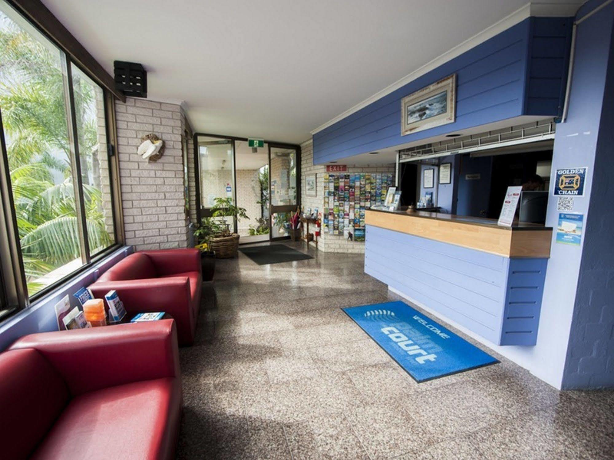 Palm Court Motor Inn Port Macquarie Exterior photo